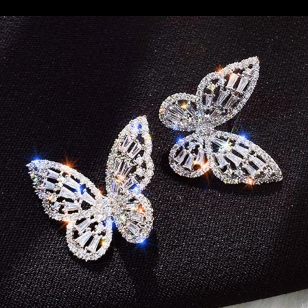 BUTTERFLY RHINESTONE EARRINGS